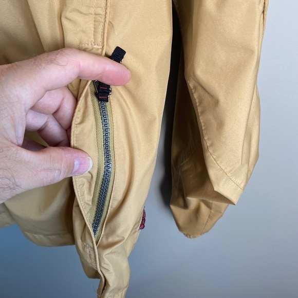 Sunice Men's Yellowish-Tan Mesh Lined Golf Windbreaker Pullover Jacket Medium - Picture 8 of 16